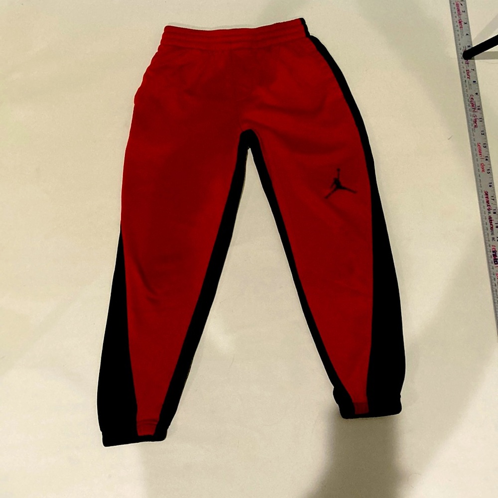 Jordan Nike Red Therma-Fit Sweat Pants Sz S